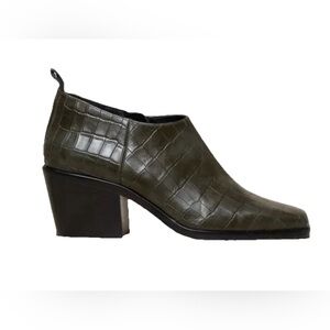 M.Gemi The Martina  Olive Green bootie size US 9.5 / 40.5